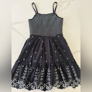 EUC Abercrombie & fitch  Kids/teen black and white Dress- Sz 15/16